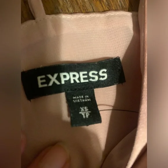 Express fairycore polyester pink cami blouse with open effect and straps - Picture 3 of 7